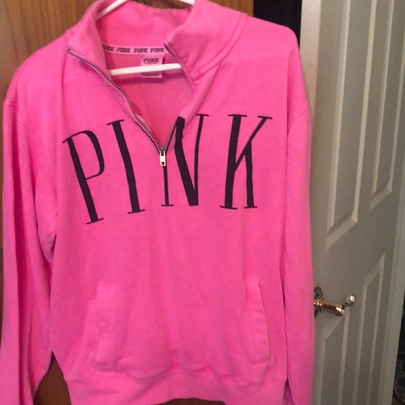 Sweatshirt - Picture 1 of 4